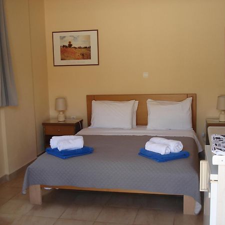 Mema'S Apartment Agia Efimia Ngoại thất bức ảnh