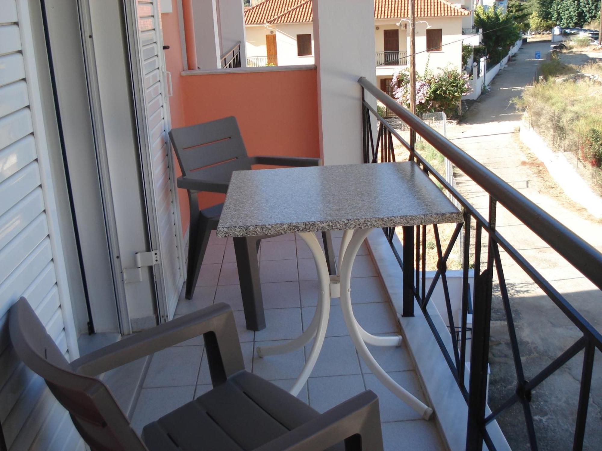 Mema'S Apartment Agia Efimia Phòng bức ảnh