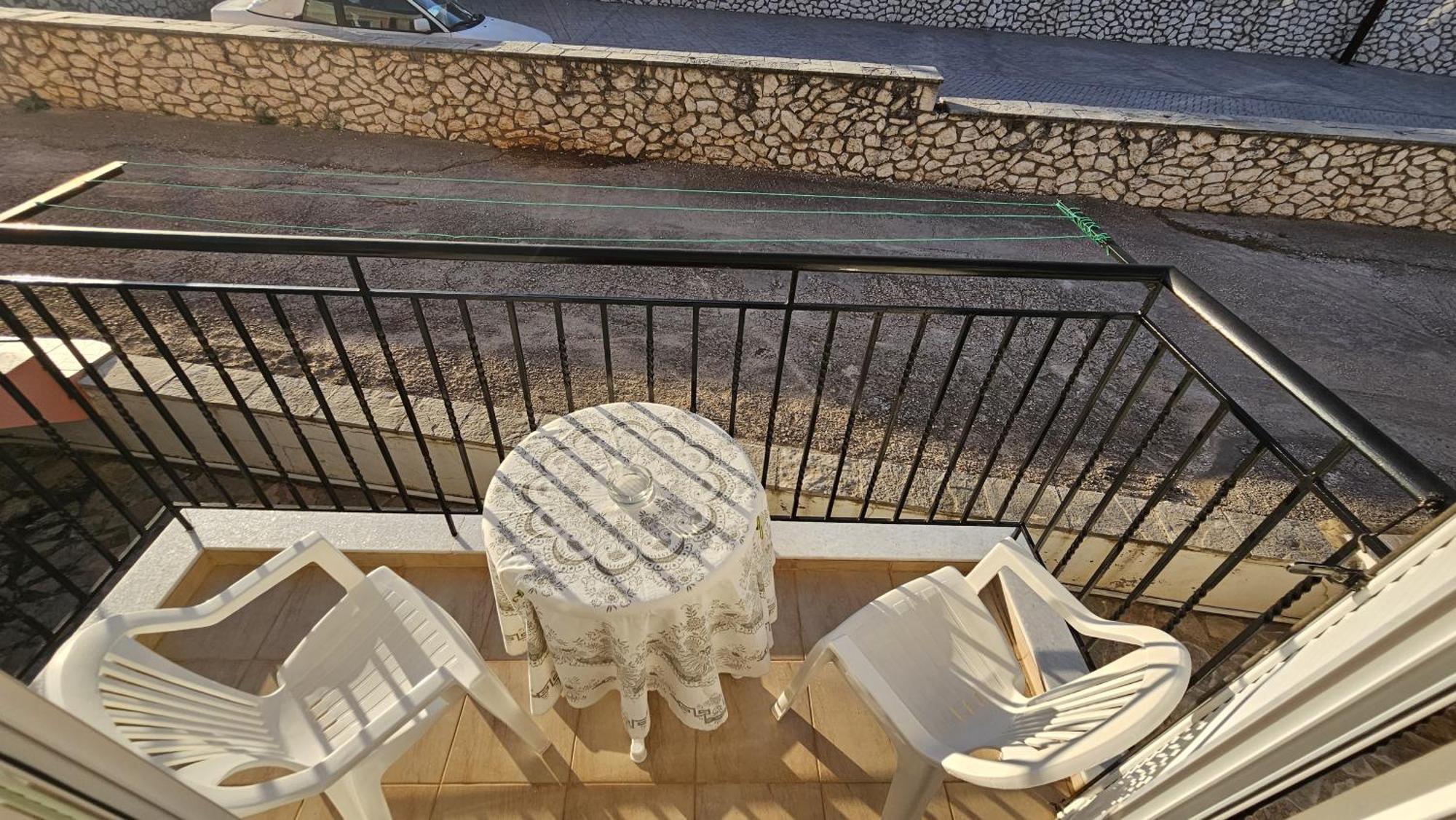 Mema'S Apartment Agia Efimia Phòng bức ảnh